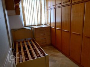 Image 9 - 893908