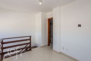 Image 9 - 893909