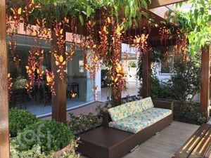 Image 12 - 893914