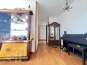Image 4 - 893916