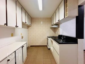 Image 9 - 893917