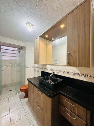 Image 13 - 893917