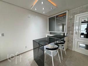 Image 1 - 893922