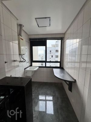Image 10 - 893922