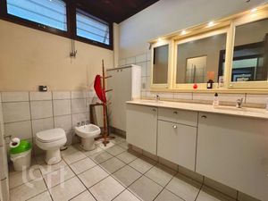 Image 19 - 893924