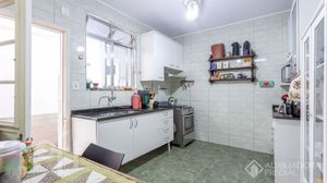 Image 9 - 893941