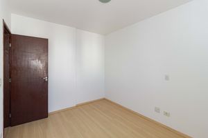 Image 19 - 893961