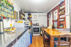 Image 7 - 893968
