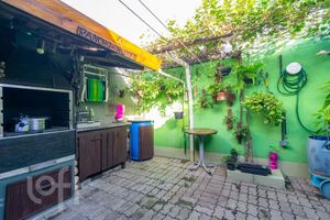 Image 18 - 893968