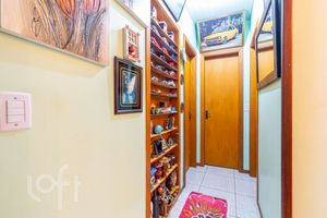 Image 8 - 893968