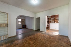 Image 4 - 893970