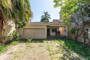 Image 3 - 893970