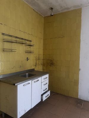 Image 9 - 893970
