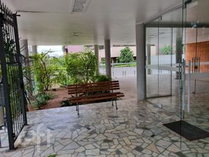 Image 7 - 893971