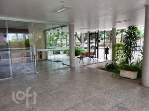 Image 5 - 893971