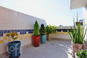 Image 30 - 893981
