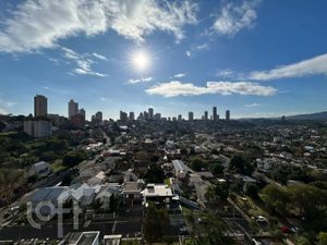 Image 24 - 893987