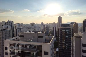 Image 6 - 893991
