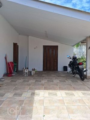 Image 14 - 894000