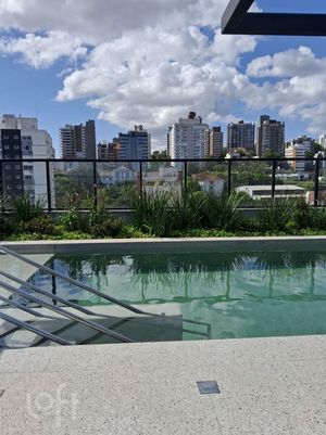 Image 8 - 894003