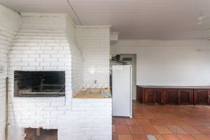 Image 18 - 894004