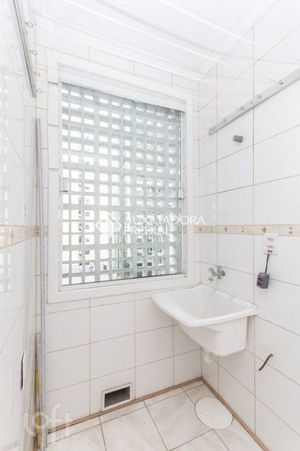 Image 14 - 894004