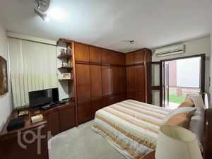 Image 19 - 894014