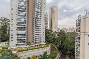 Image 28 - 894045