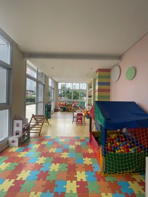 Image 3 - 894045