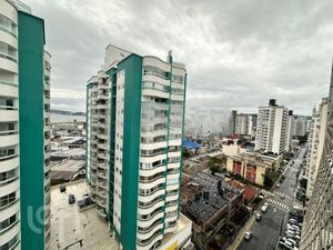 Image 20 - 894055