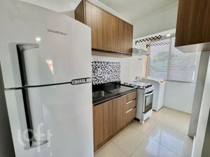 Image 4 - 894068