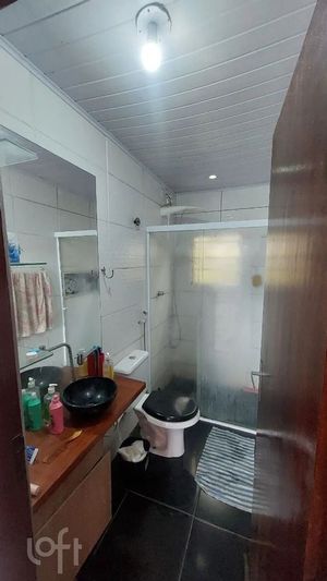 Image 3 - 894095