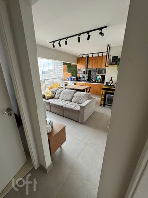 Image 9 - 894111