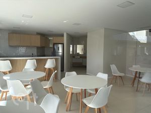 Image 25 - 894121