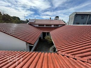 Image 35 - 894142