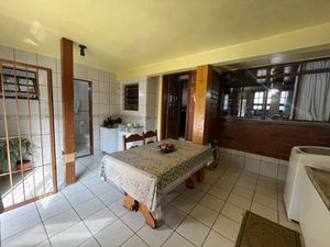 Image 8 - 894144