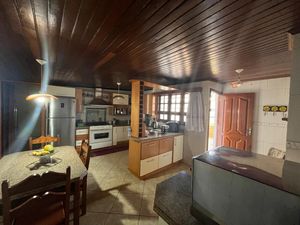 Image 12 - 894144