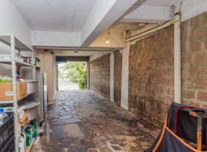 Image 37 - 894149