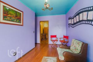 Image 19 - 894149