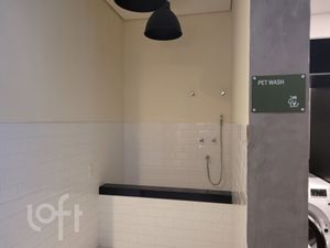Image 1 - 894151