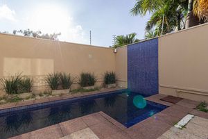 Image 9 - 894155