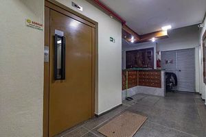 Image 15 - 894161
