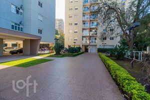 Image 39 - 894163