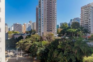 Image 21 - 894163