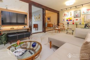Image 11 - 894169