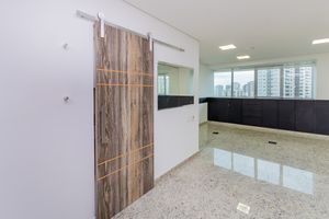 Image 7 - 894179