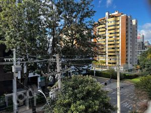 Image 10 - 894192