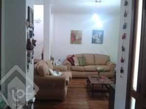 Image 4 - 894205