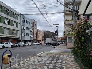 Image 16 - 894208