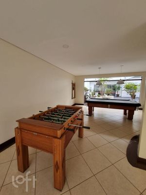 Image 37 - 894213